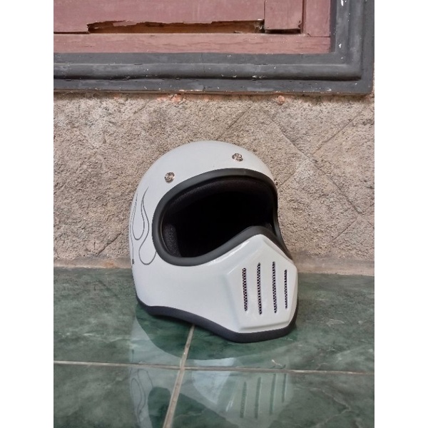 Jual helm Cakil Vespa putih Justin Bieber Shopee Indonesia