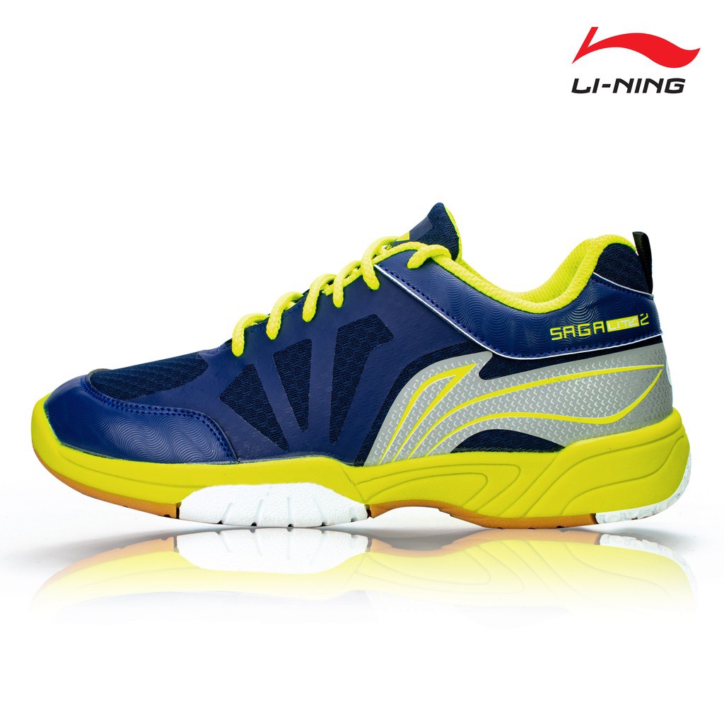 sepatu badminton asic