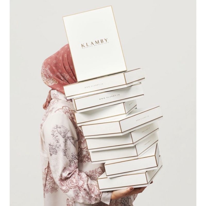 Jual hardbox wearing klamby paperbox buttonscarves wearing klamby ...
