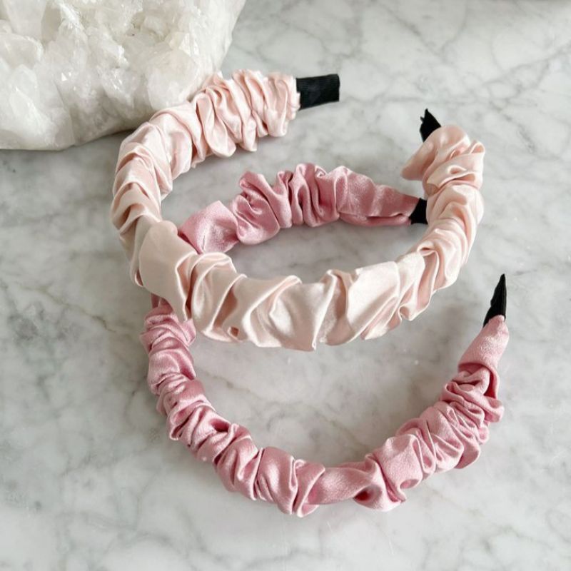 Jual Bando Scrunchie Bandana Kerut Ruffle Korea Headband Bahan Satin Anti Patah Shopee Indonesia 