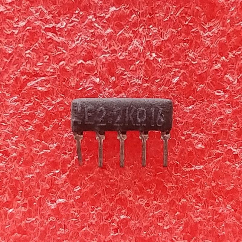 Jual Resistor Array SIP5 5p 5 pin 2K2 2.2K | Shopee Indonesia