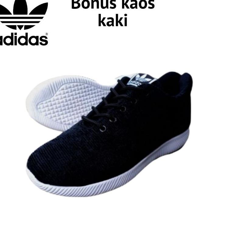 Foto sepatu hotsell adidas putih polos