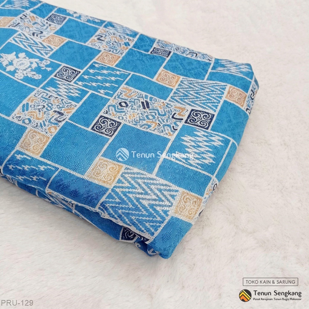 Jual Kain Tenun Dobby Batik Sutra Bugis Makassar Biru - Tenun Sengkang ...