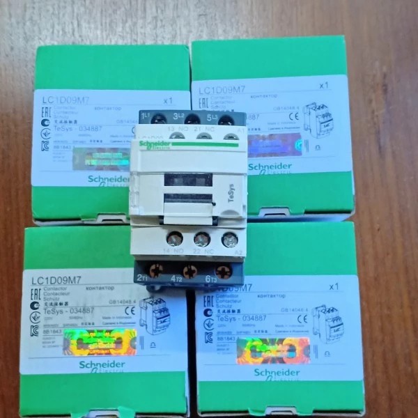 Jual Komponen Kontaktor / Contactor Schneider Lc1D09 M7 Lc1D09M7 Lcid ...