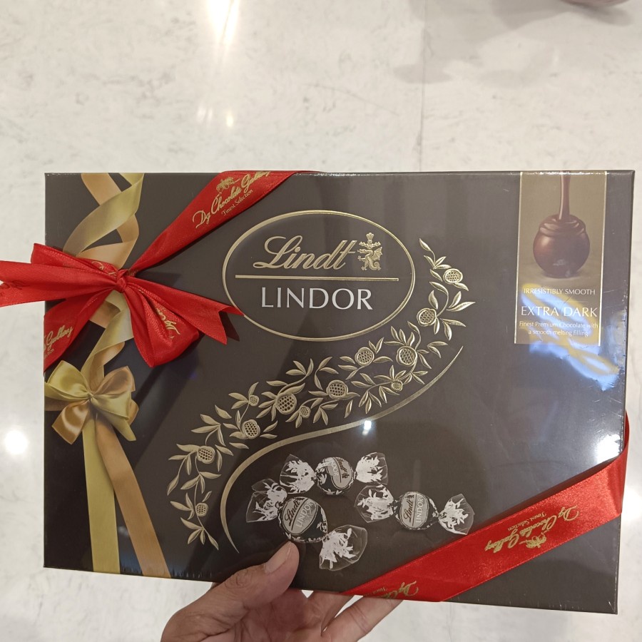 Jual Lindt Lindor Dark Chocolate Box | Shopee Indonesia