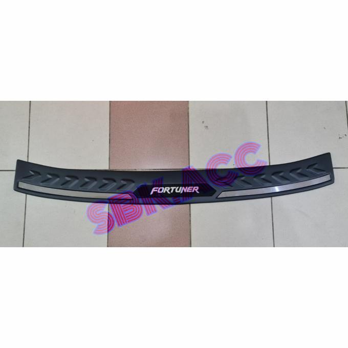 Jual Rear Door Sill Plate Sillplate Belakang Bagasi Fortuner Shopee Indonesia