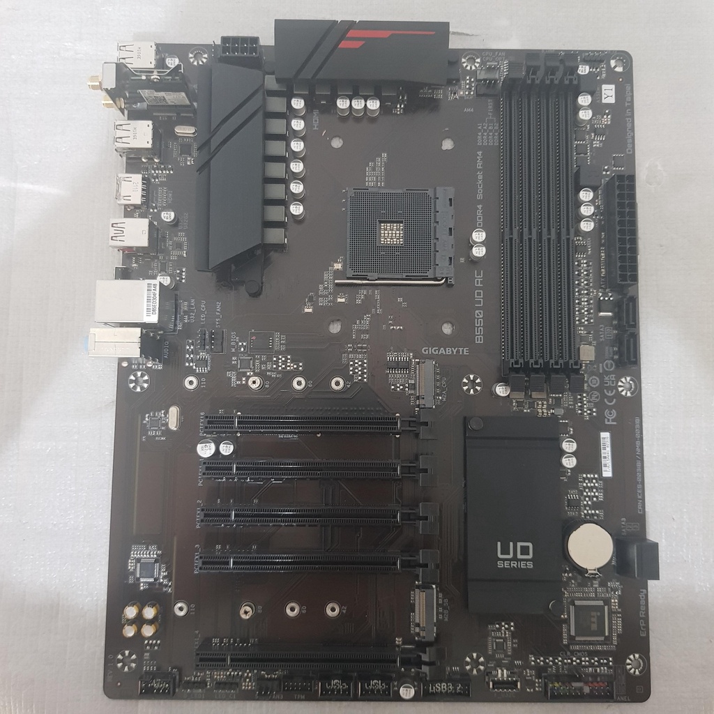 Jual Motherboard Mainboard Gigabyte B550 Ud Ac Socket Am4 Ddr4 Shopee