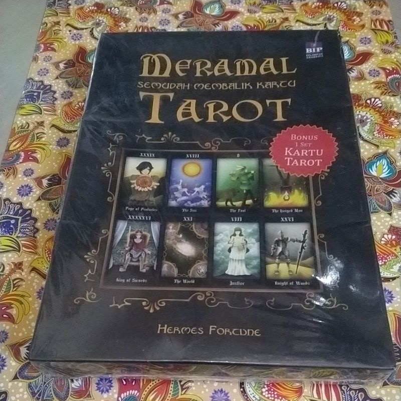 Jual Buku Meramal Tarot Semudah Membalik Kartu | Shopee Indonesia