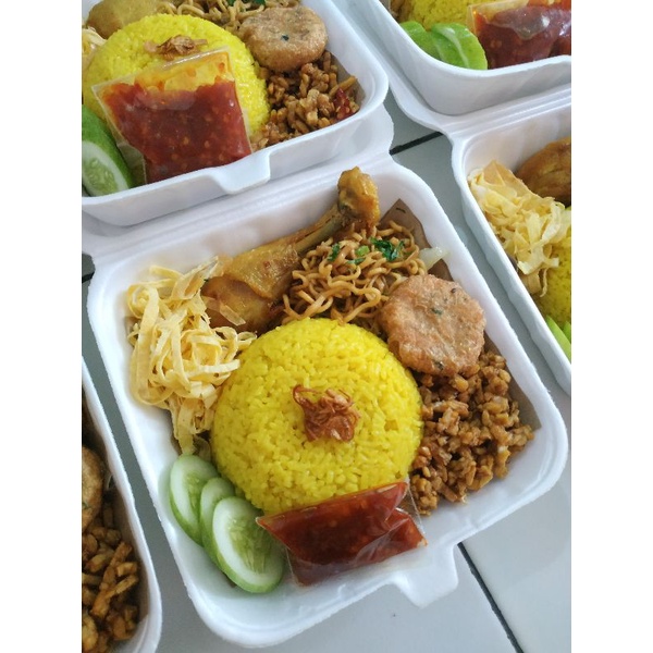 Jual Nasi Kuning Nasi Box Paket Nasi Kuning Komplit Shopee Indonesia