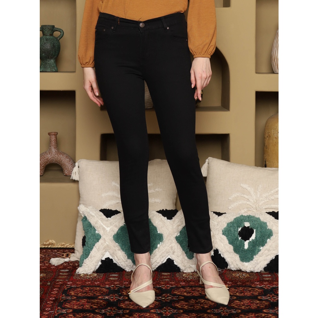 Jual Rodeo - Jeans Wanita - Beatriz Jeans - Black | Shopee Indonesia