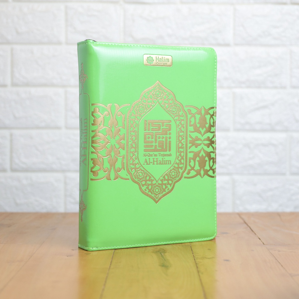 Al Quran Terjemah Al Halim New Fancy A5 Resleting — foto 3