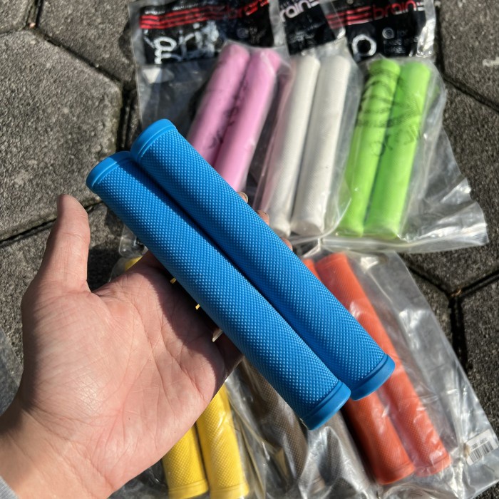 Jual HANDGRIP FIXIE PANJANG BRAIN COKLAT BIRU KUNING HIJAU PUTIH PINK ...