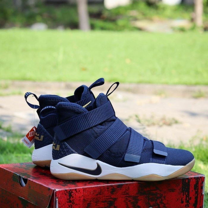 Lebron 11 soldier navy blue sale