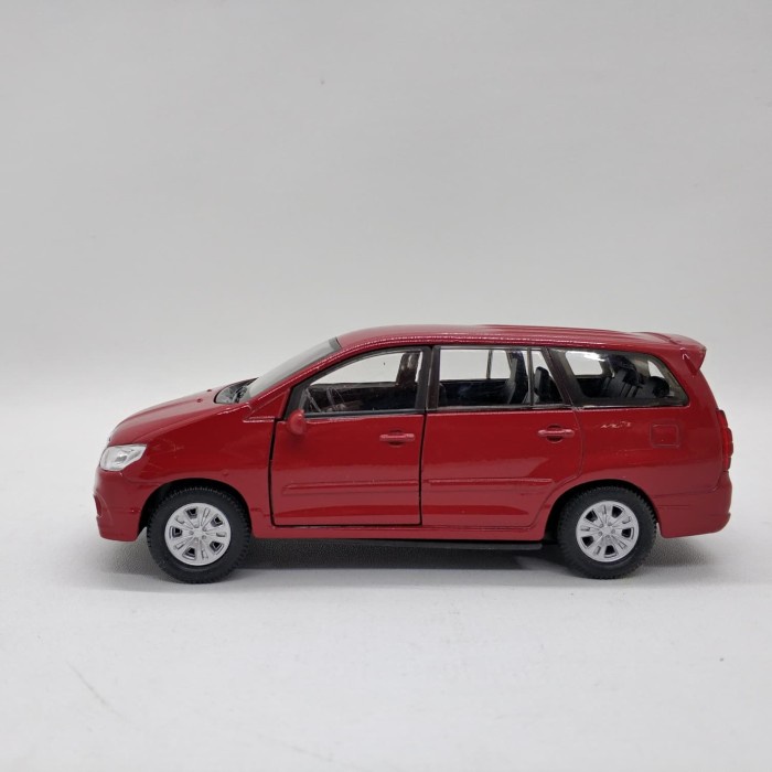 Jual Welly Toyota Kijang Innova Diecast Mobil Toyota 1/43 | Shopee ...