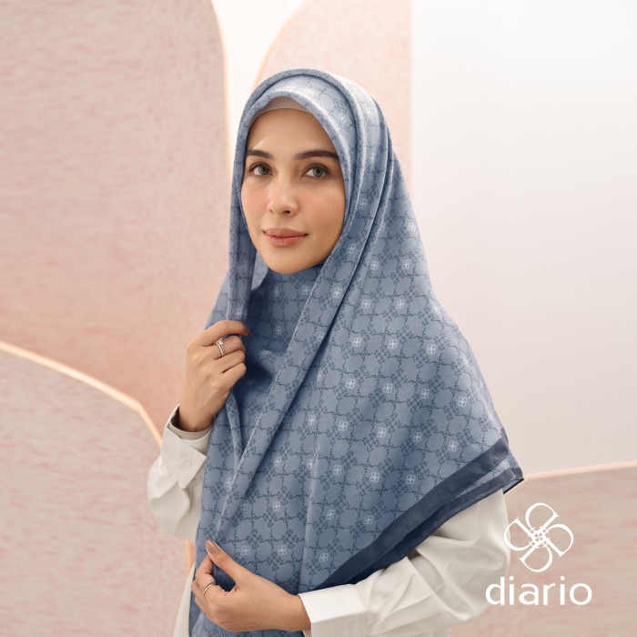 Diario Ultrafine Athalia Scarf Kerudung Segi Empat