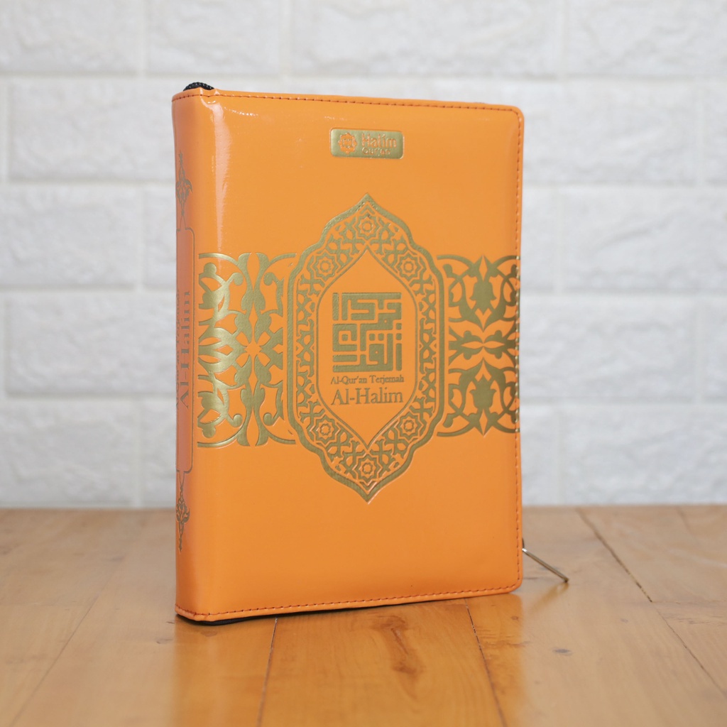 Al Quran Terjemah Al Halim New Fancy A5 Resleting — foto 6