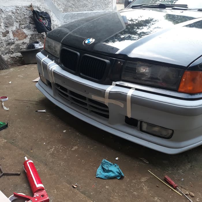 Jual Bumper bodykit BMW e36 mtech ONGKOS KIRIMNYA MURAHH BOSSKU BODKIT