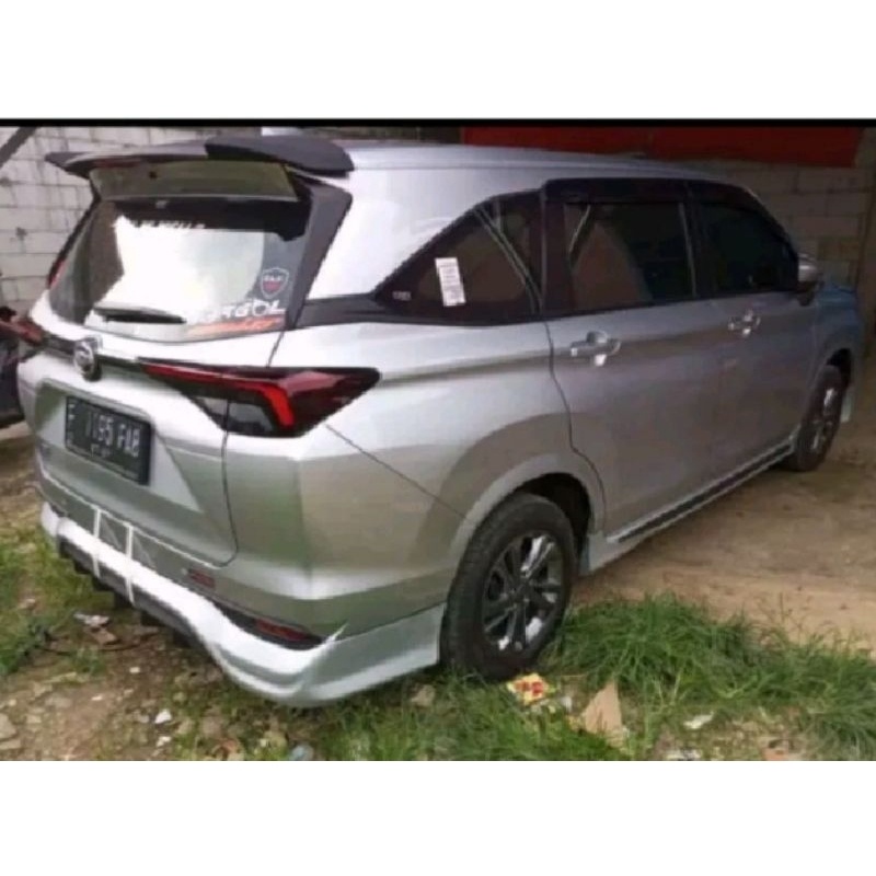 Jual bodykit xenia 2022 sd 2023 elakang dan samping bhn saja | Shopee ...