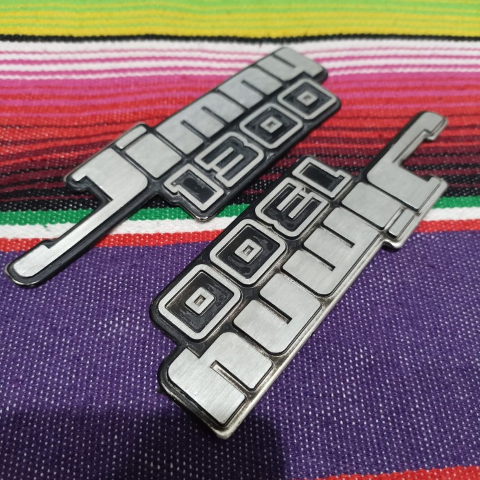 Jual Emblem Jimny Sierra JB31 JDM SJ413 1300 EX JEPANG | Shopee Indonesia
