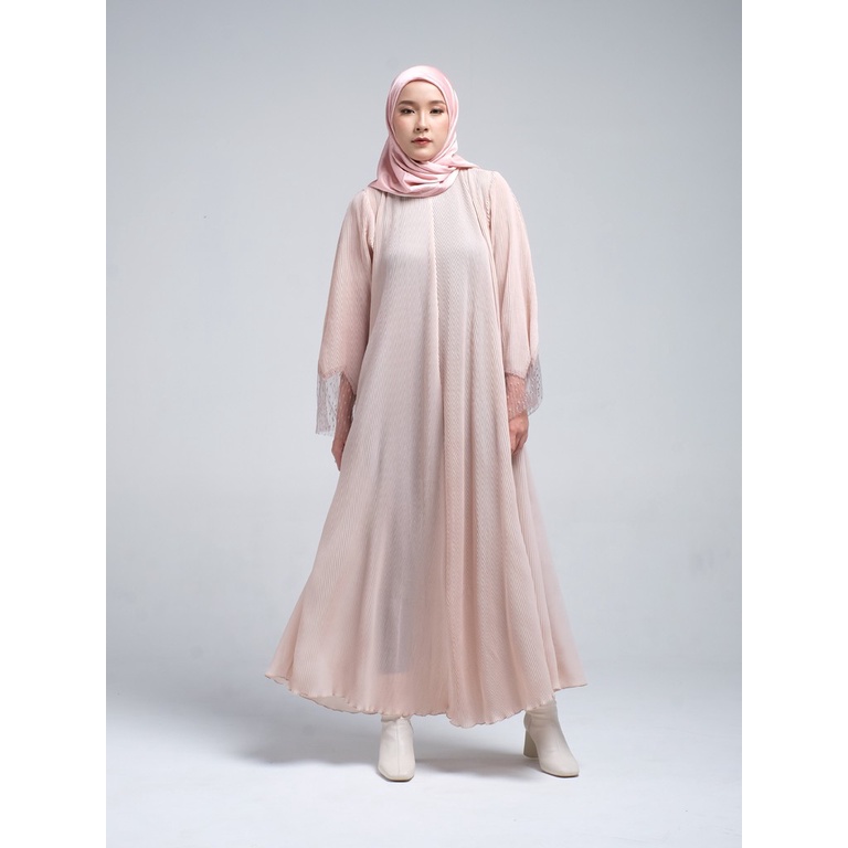 Jual Hanna Maxi Dress Renda Lengan Panjang 070123 | Shopee Indonesia