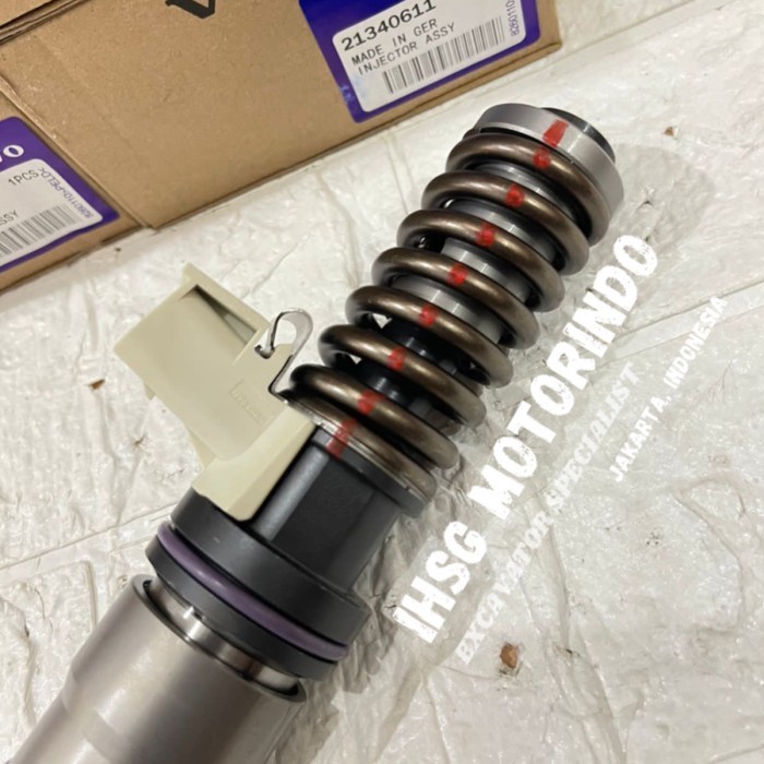 Jual VOE21340611 21340611 Injector Volvo EC380 EC480 FM400 Injector ...