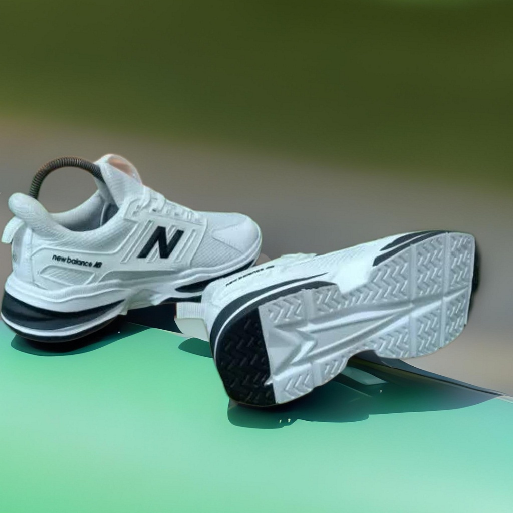 Gambar sepatu on sale nike new balance