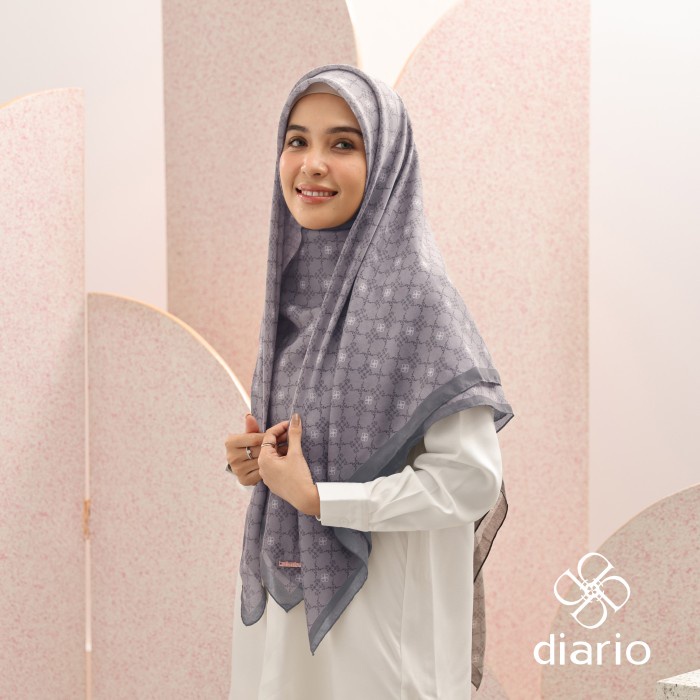 Diario Ultrafine Athalia Scarf Kerudung Segi Empat