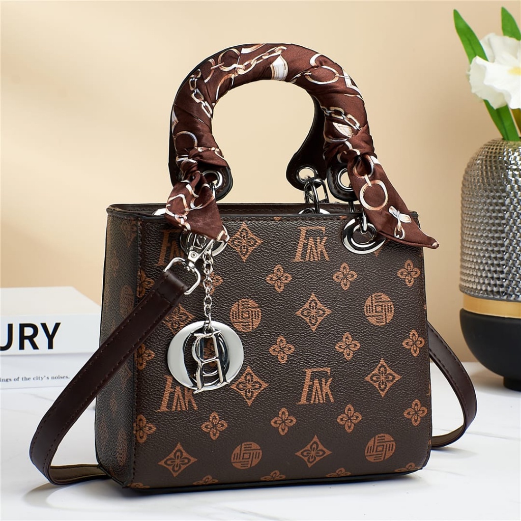 Jual Tas Selempang & Bahu Louis Vuitton