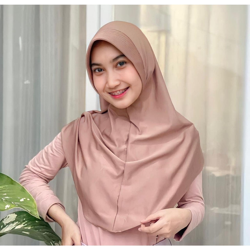 BERGO INSTAN SIZE M MENUTUP DADA / DAILY HIJAB PET ANTEM JERSEY 100%