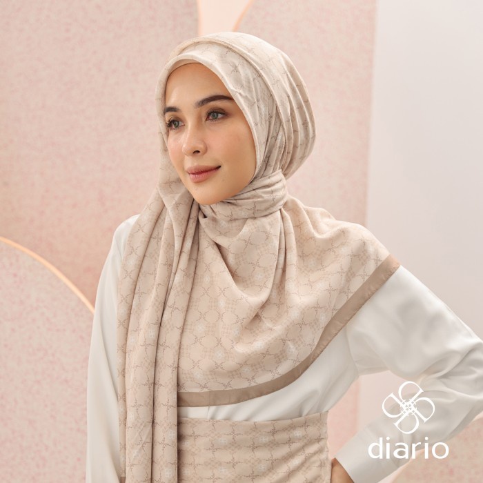 Diario Ultrafine Athalia Scarf Kerudung Segi Empat