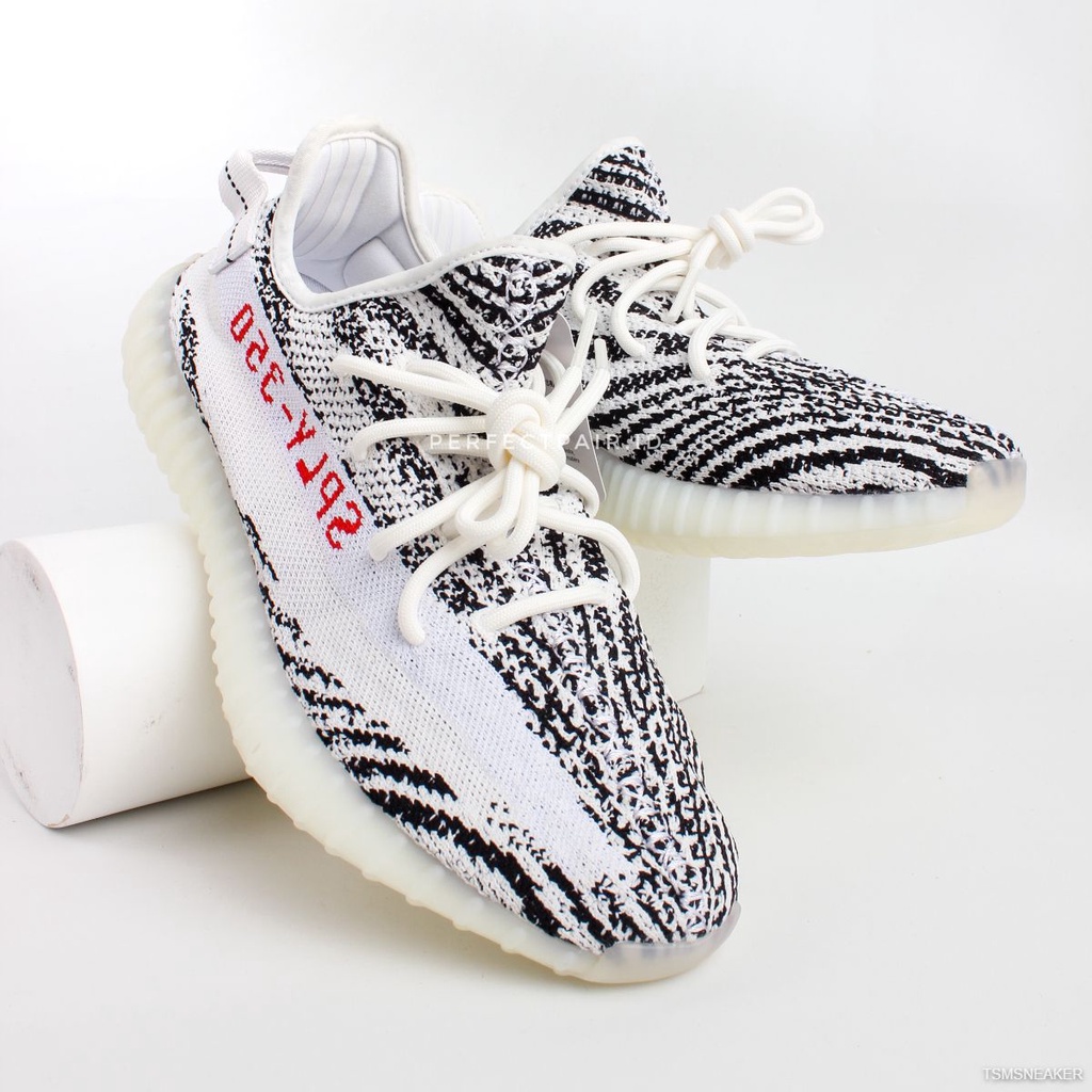 adidas gazelle silver green womens Adidas Yeezy Foam RNR Onyx | Ragnar Oratmangoen