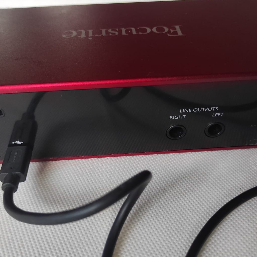 Jual BUNDLING Focusrite Scarlett 2i2 3rd Gen USB Audio Interface Soundcard Recording (second