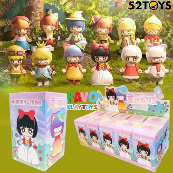 52TOYS Baby Kimmy & Miki che gioca nelle auto paraurti, 1 pezzo casuale carino action figure, giocattolo da collezione decorazione da tavolo 8,3 cm, regalo per compleanno o festa