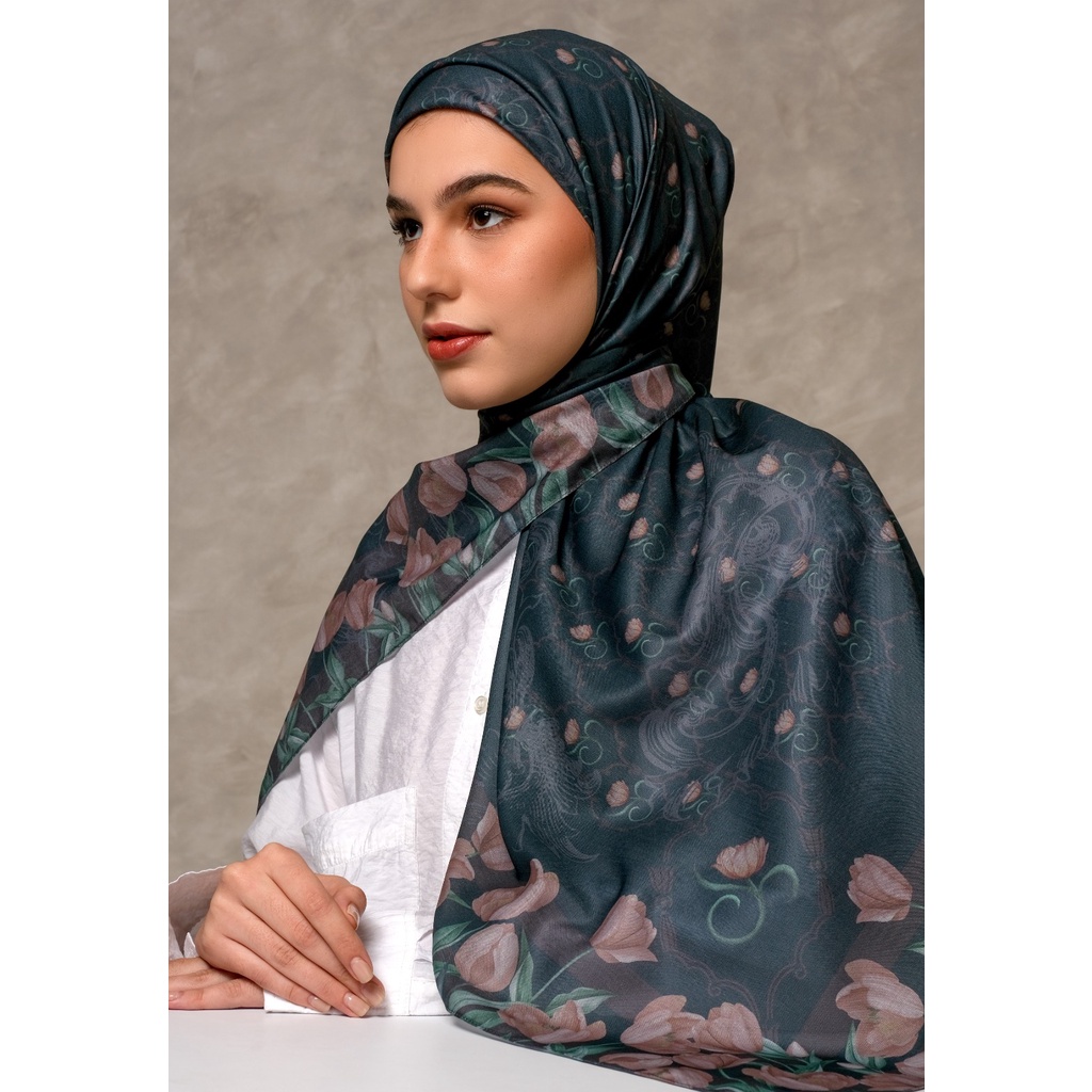 Jual Zoya Kazava Scarf Kerudung Hijab Segiempat Motif Bahan Voal Signature Shopee Indonesia