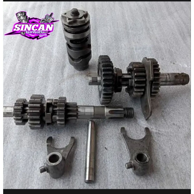 Jual gigi transmisi rasio suzuki smash 110 old lama original | Shopee ...