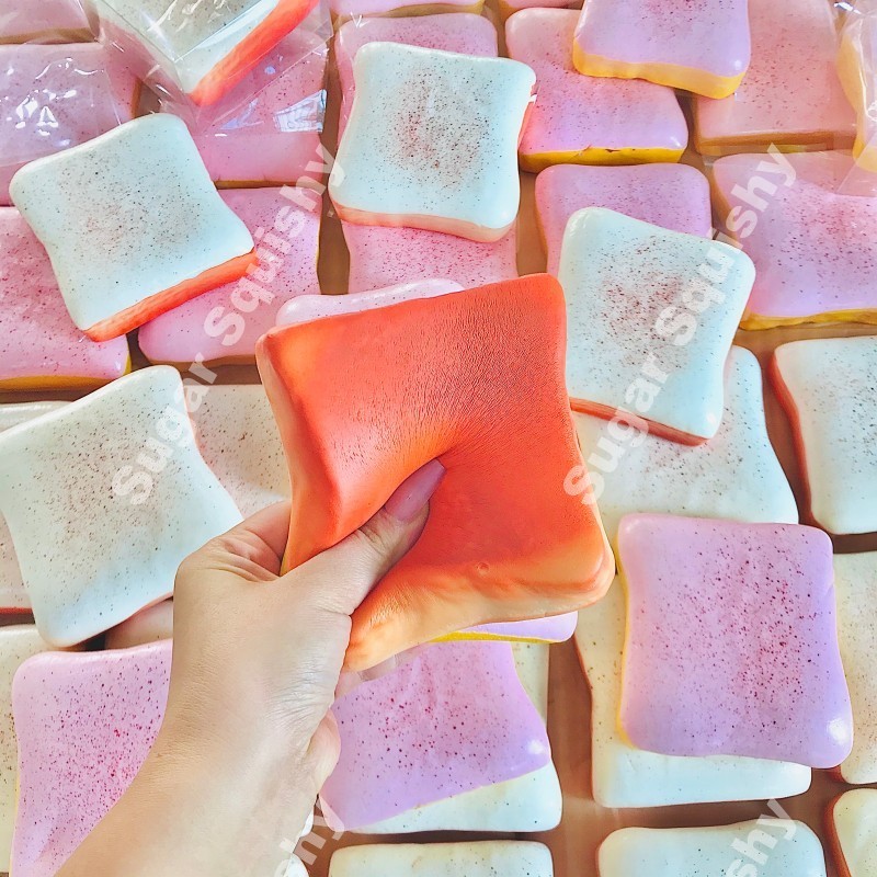 Jual squishy roti medium super lengket by SUGAR SQUISHY | Shopee Indonesia