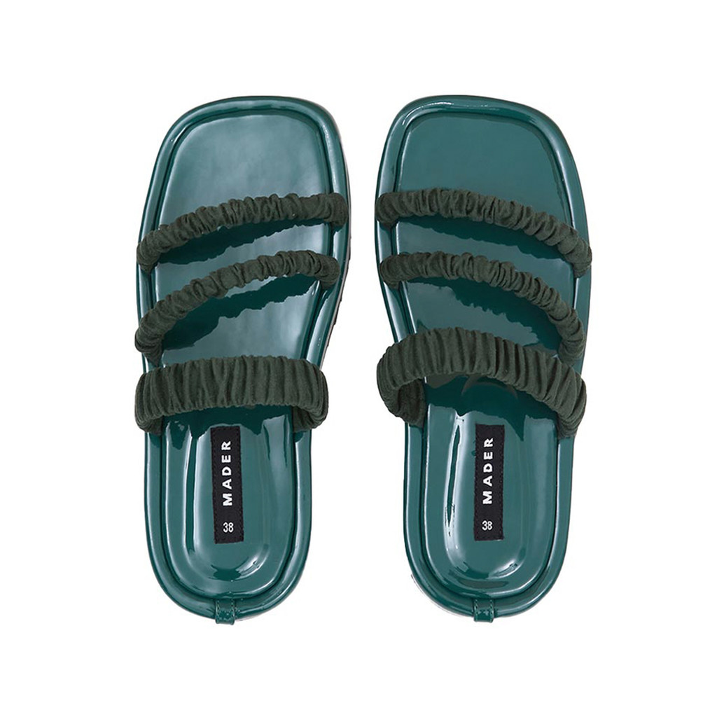 sepatu datar mader pemberani hijau & pahlawan merah muda