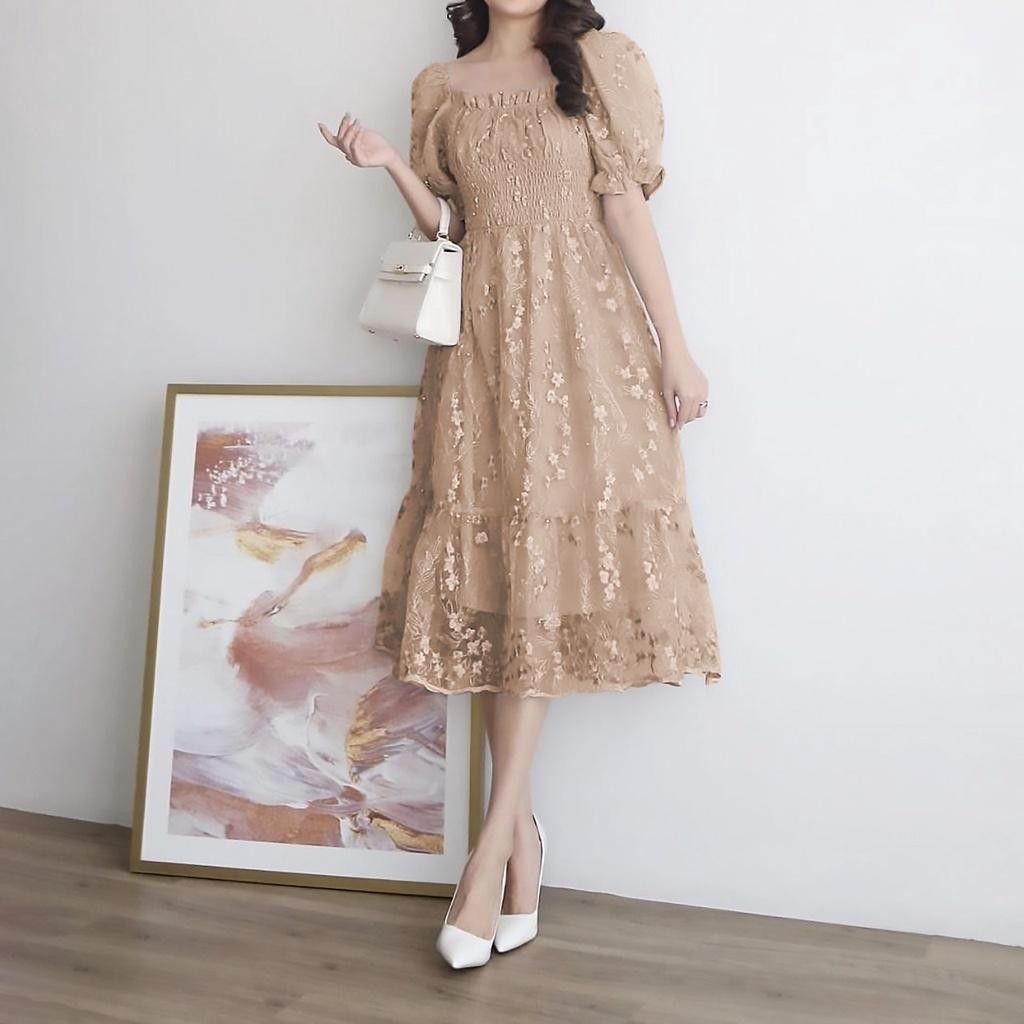 dress brokat modern 8 Inspirasi Dress Brokat Modern 2025 yang Anggun untuk Pesta, Tampil  Menawan dan Elegan