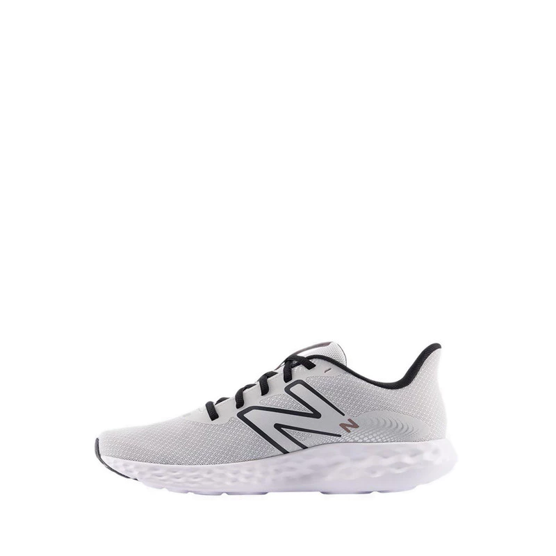 New Balance 411 v3 Review: Sepatu Lari Pria yang Menyatukan Daya Tahan, Kenyamanan, dan Gaya