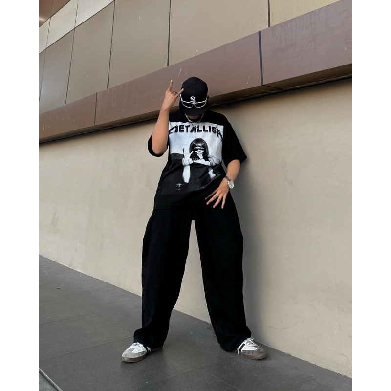 Jual T-Shirt Metallisa - Oversized BOXY Model Black Solid | Shopee ...