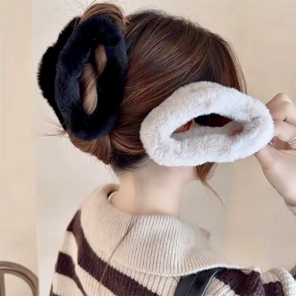 Jual Jepit Rambut Jedai Pompom Besar Jepitan Rambut Model Awan Bulu ...