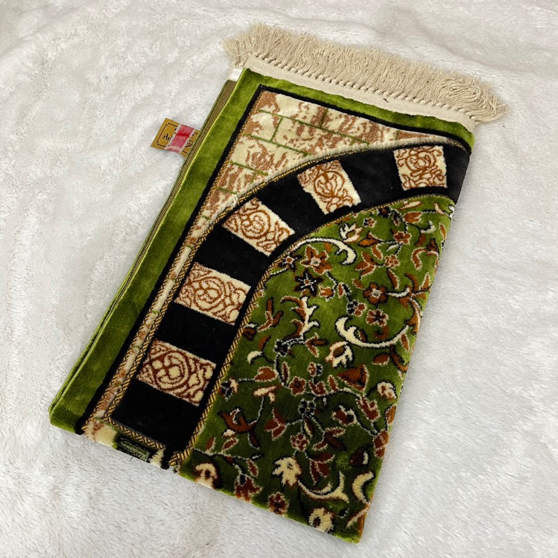 Jual Sajadah Karpet Motif Raudhah Uk besar Premium | Shopee Indonesia