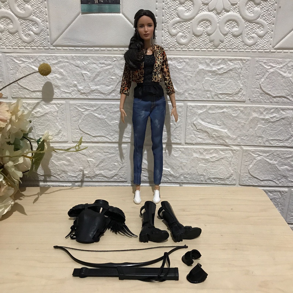 PRÉ-VENDA Boneco Barbie Collector Ken Peeta Hunger Games Mockingjay Part 2  - Mattel