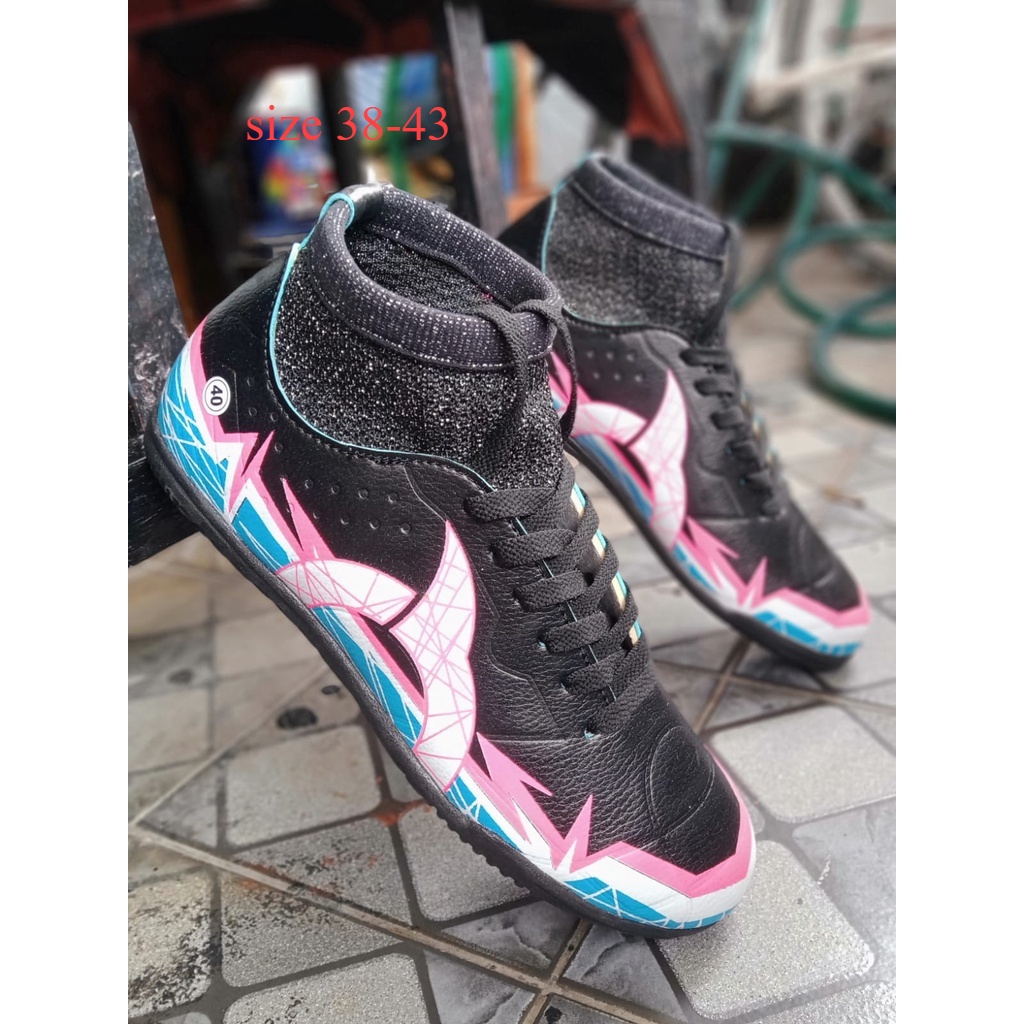 Jual Sepatu Futsal Ortuseight Catalyst Raiden White Gold Bola Ortus ...