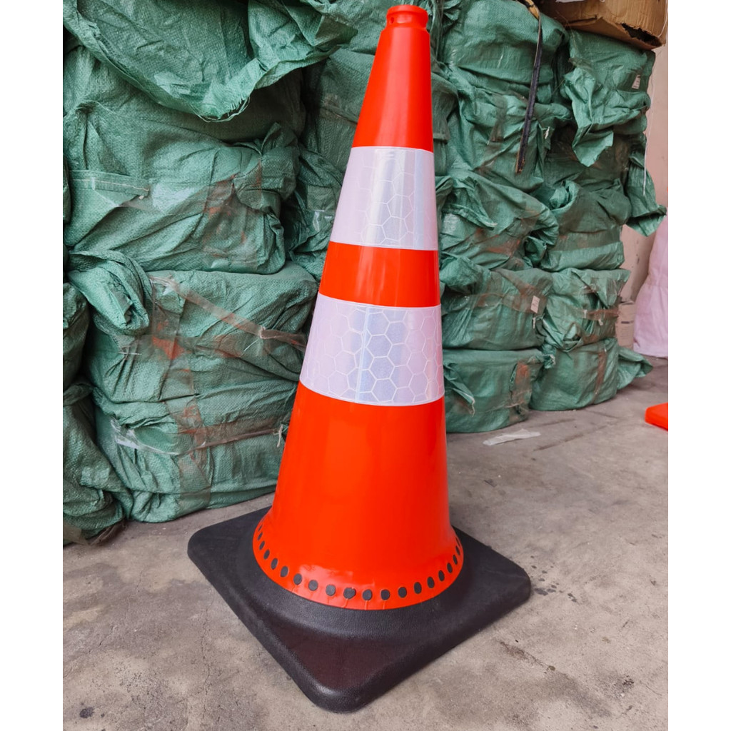 Jual Traffic Cone Kerucut Safety Cone Pvc Tinggi 75cm 100CM Karet ...