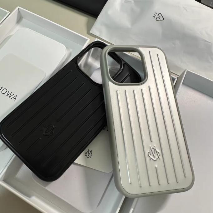 iPhone - iPhone11Pro Max ミッドナイトグリーン 256GB RIMOWA iPhone 11 Pro Max 256GB Midnight Green - Refurbished product