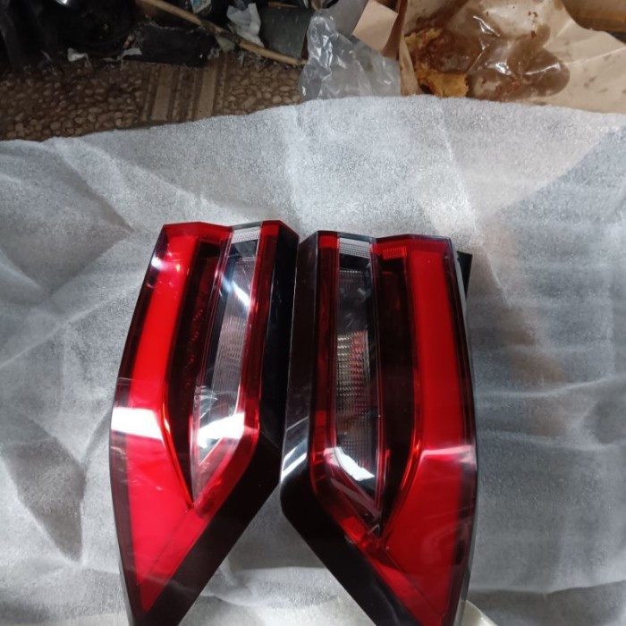 Jual stoplamp lampu belakang lampu rem original wuling alves | Shopee ...