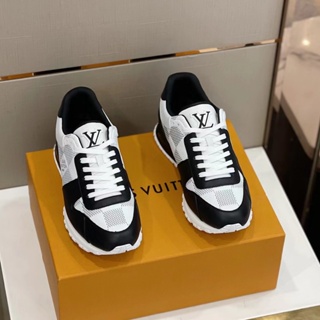 Louis Vuitton Trainer White Blue Sole 2021, Fesyen Pria, Sepatu , Sneakers  di Carousell