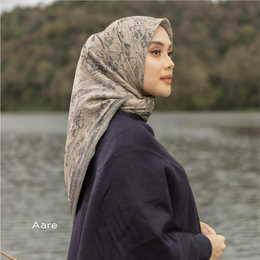 Jual HIJAB Voal Premium Motif Segi Empat , Hijab Square Printing ...