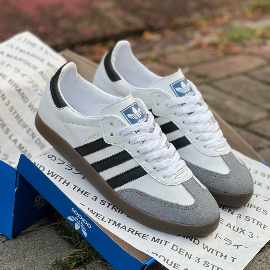 PROMO AKHIR TAHUN SALE! SNEAKER ADIDAS SAMBA ORIGINAL WHITE BLUE SOL GUM  SEPATU ADIDAS CASUAL PRIA SEPATU TIGA GARIS PUTIH BIRU TERLARIS